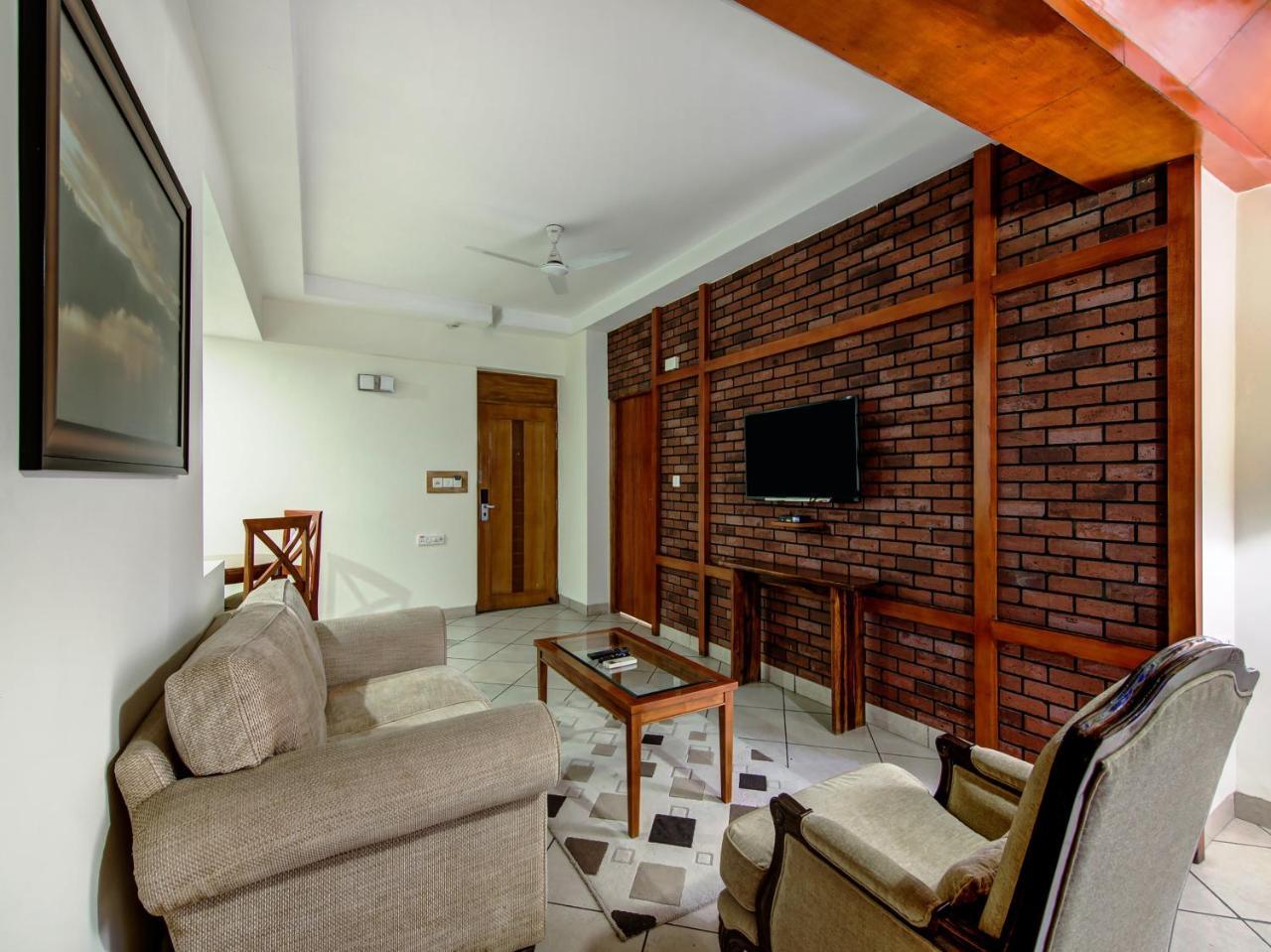 Sai Vishram Business Hotel Kammasandra Exteriér fotografie